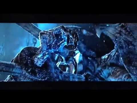 Alien Queen Laying eggs