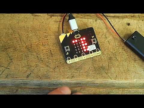 MakeCode for micro:bit - Name Tag