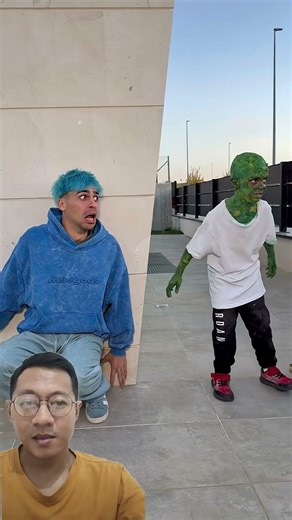 watch out there are aliens #dance #barbie #halloween #funny #comedy