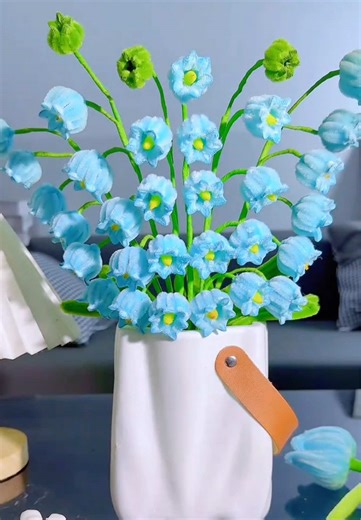 DIY Pipe Cleaner Lily of the Valley Flowers