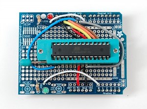 TUTORIAL: Arduino Hacks -Burning bootloader chips using an Arduino