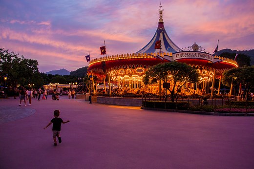 Carousel slider tutorial with HTML, CSS and JavaScript - Programming Duck