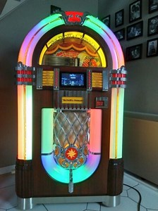 Raspberry Pi transforms old Wurlitzer into modern digital jukebox - Raspberry Pi