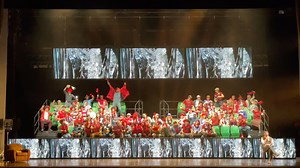 Questa sera, ultima rappresentazione dell'opera "Mefistofele" di Boito, proposta nel nuovo allestimento firmato da Moshe Leiser e Patrice Caurier per la regia, Agostino Cavalca per i costumi e alla direzione il M. Nicola Luisotti. Un momento per voi Maggiori informazioni 👉 https://bit.ly/48kwYCc | Teatro La Fenice