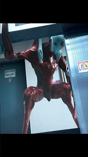 🚨⚡ Elevator Shaft Showdown — Nano-Armor vs Alien 🛡️👽