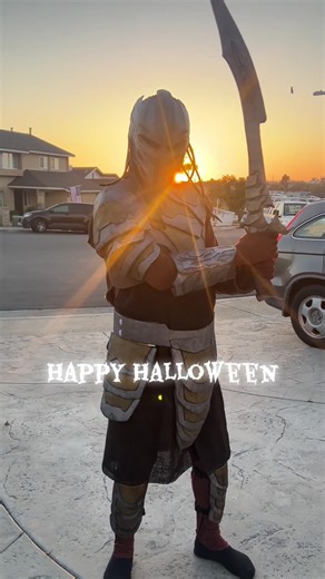 Predator Badlands Cosplay for Halloween Enthusiasts