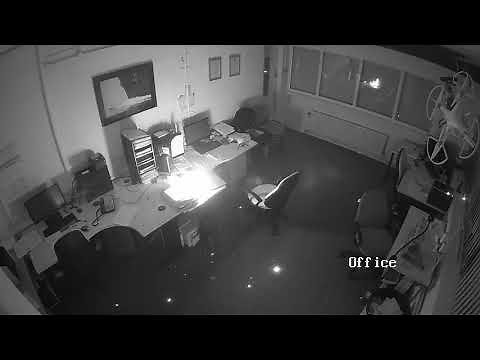 Laptop Explodes and Burns Down Office Building - 986613