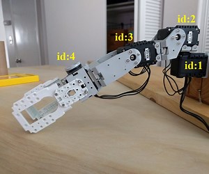 Python Programmable DIY Robot Arm
