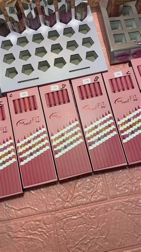 Efficient Packing Orders for Optimal Views