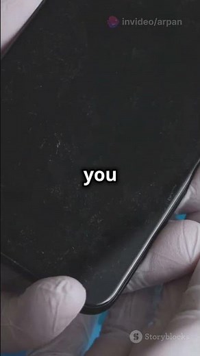 What is Screen Bleeding? Causes & Fixes!