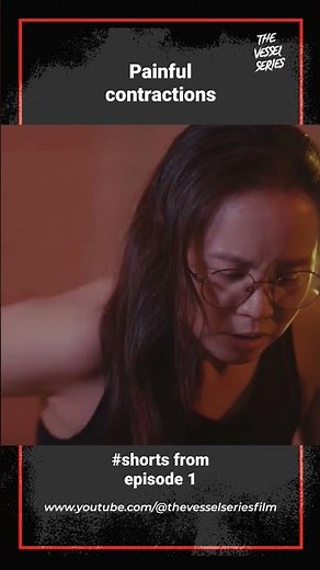 Painful contractions before the birth #horrormovie #shorts #sci-fi #alien