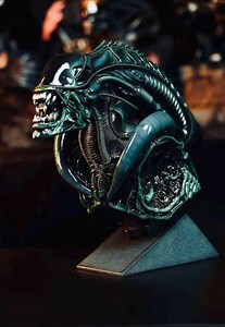 Alien Dog Polystone Statue – Display Sculpture (yellow / Blue, 9.84" X 11.42" X 5.91") - Etsy