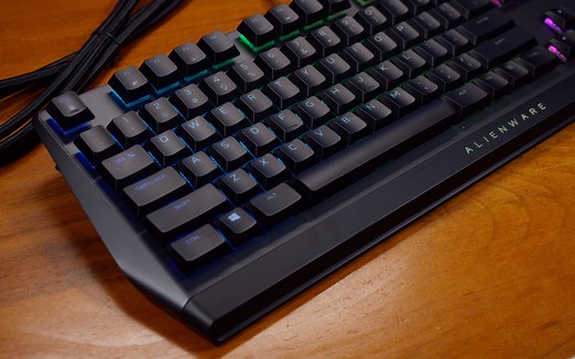 外星人也整性价比？——外星人AW510K上手简评