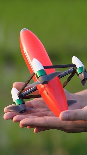 Fastest ground speed by a remote-controlled (RC) microdrone quadcopter ⚡ 340.78 km/h (211.7 mph) by Xu Yang 🇨🇳 Xu Yang has been involved in the aero modelling hobby for over 10 years, with three years of experience in designing both quadcopters and fixed-wing aircraft. This particular model was developed over three months using 3D printing | Guinness World Records