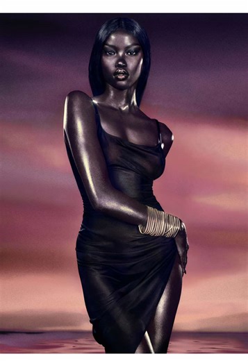 Introducing Alien Pulp Eau de Parfum, the new fruity temptation by Mugler starring #AnokYai - #muglerfragrances #alienpulp