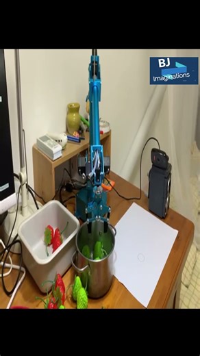strawberry sorting robot using OpenCV, Python, Raspberry Pi, and a robotic arm. #engineering
