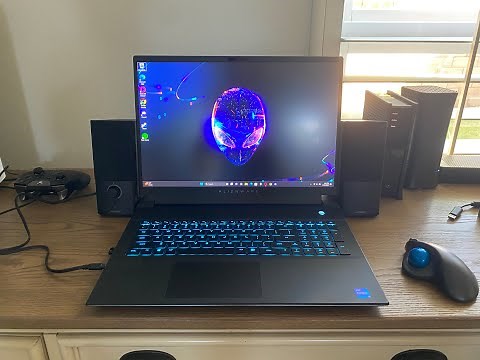 Unboxing my new Alienware M18 R1!