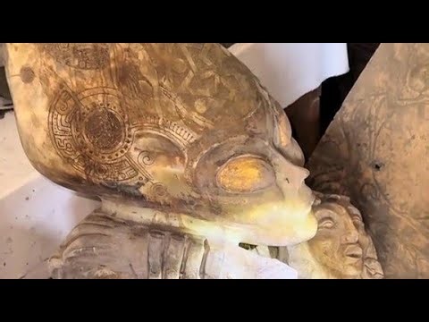 This guy is apparently excavating Egyptian alien stuff from Mexico