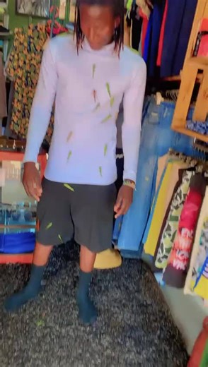 smoke weed (@smokeweed350)’s videos with Basonyiwe - Alien Skin Official