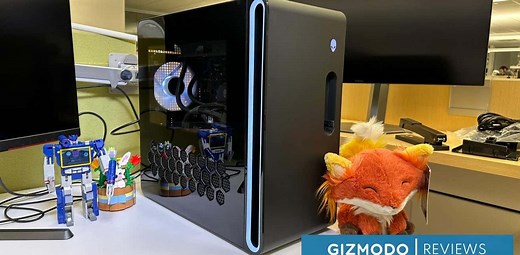 シンプルボディになったAurora R16。性能はちゃんとAlienwareだった