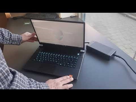Dell Alienware m16 R1 AMD - Disassembly - RAM Upgrade