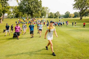 13 Badass Female Disc Golfers To Follow In 2026