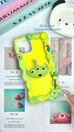 ASMR Alien-Themed Decoden Phone Case Tutorial