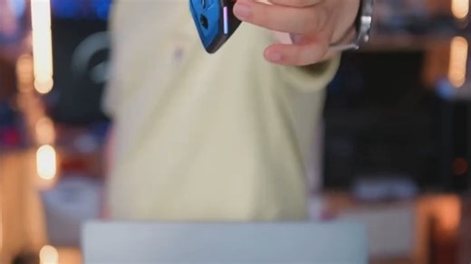 外星人（Alienware）AW620M无线游戏鼠标 双模有线高端专业电竞宏鼠标 RGB灯效 26000原生DPI 磁力回弹 人体工学设计