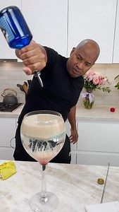 Giant Alien Brain #cocktails | Tipsy Bartender