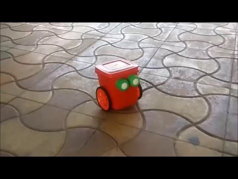 How To Make Simple DIY Robot for Kids (Mr. Red Robot Do-it-yourself)