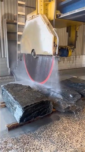 How One Machine Cuts Stone Into Multiple Sheets 😳