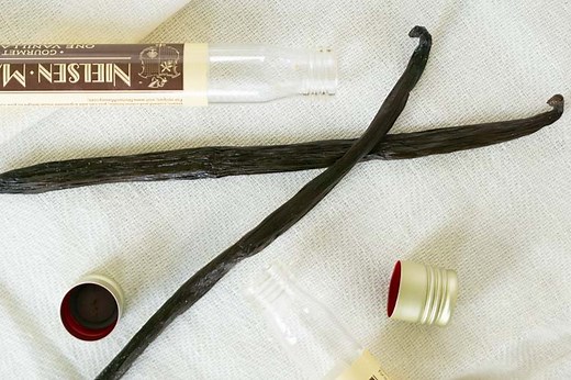 Vanilla vs. Vanillin - Science of Vanilla Flavorings