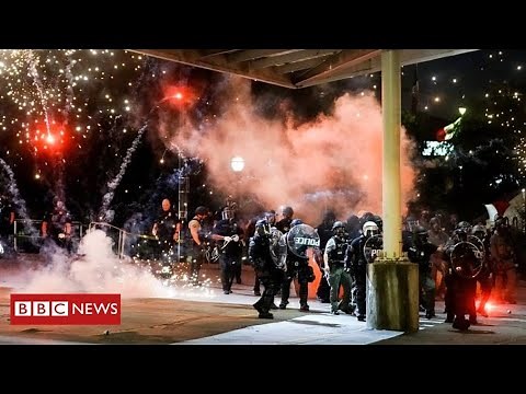 Mass protests and arrests across US over George Floyd death - BBC News