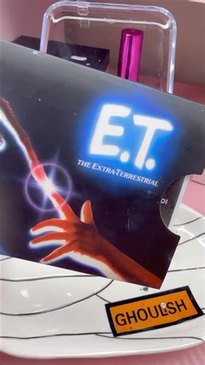 E.T. Inspired Press On Nails 👽✨ Alien Nail Art Design You’ll Love! #shorts #nails #nailart #movie