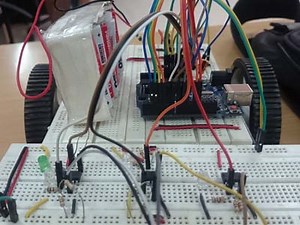 Arduino UNO driven PID Line Follower