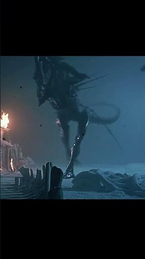 When a Queen Alien Fight a Predator | AVP 2004 #viral #movie #film