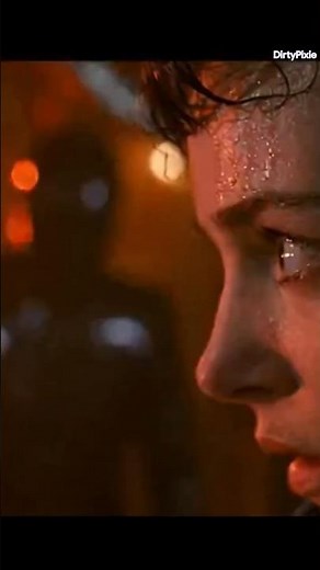 Mini Story: Alien Parody Under Pressure