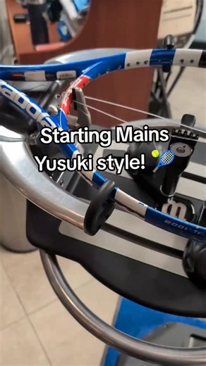YourTennisBud on Instagram: "#tennis #tennisplayer #tips #tutorial #string"