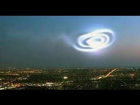 Les Secret Gardé Par Le Gouvernement Sur Les Extraterrestres || Documentaire OVNI 2016 ||