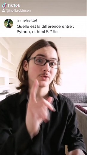 Différence entre Python et HTML : Découvrez la clé !