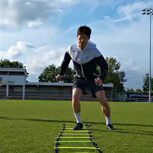 J.S Park was the Greatest South Korea player that will ever play for Manchester United 🔥 #FootballLegend | Football Legends