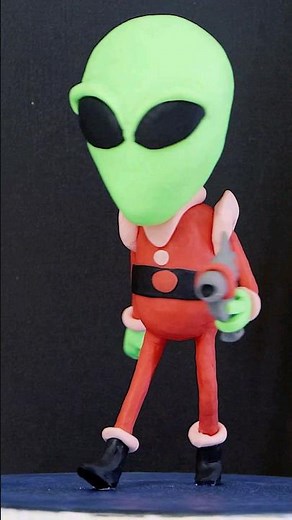 How to sculpt an alien with polymer clay 👽 Full tutorial is on our channel! #polymerclay