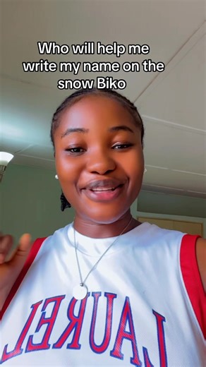 Help me write my name on the snow oh. I wan to travel. #goviral #foryoupage❤️❤️ #fypppppppppppppppppppppppp #snow #viralvideos