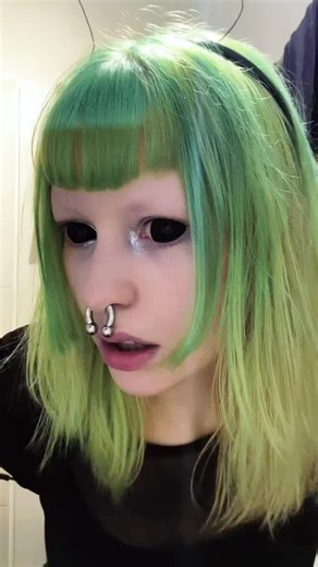 Alien Halloween Costume Ideas