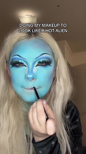 Hot Alien Makeup Look Tutorial