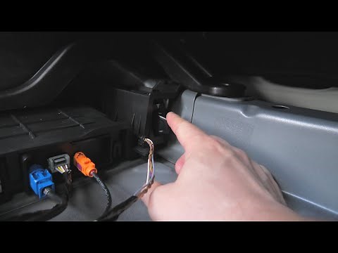 Volvo XC40 (2019-2025): How To Connect XC40 To The Internet Using SIM Card? Modem Location.